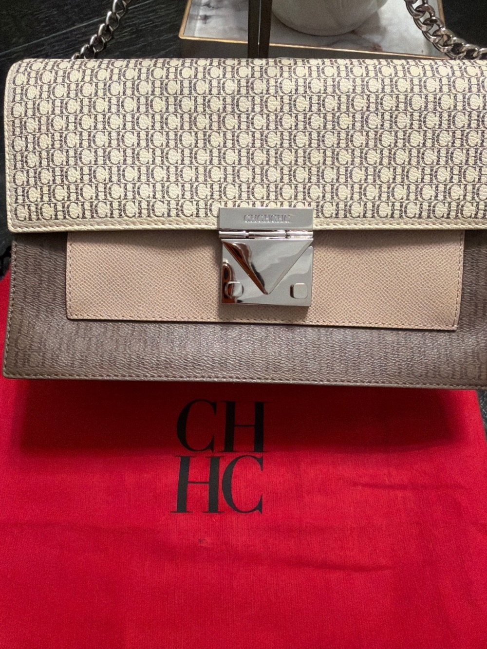 Carolina Herrera leather NWT dust bag